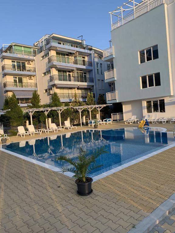 Апартамент Fleur Nessebar Exterior foto